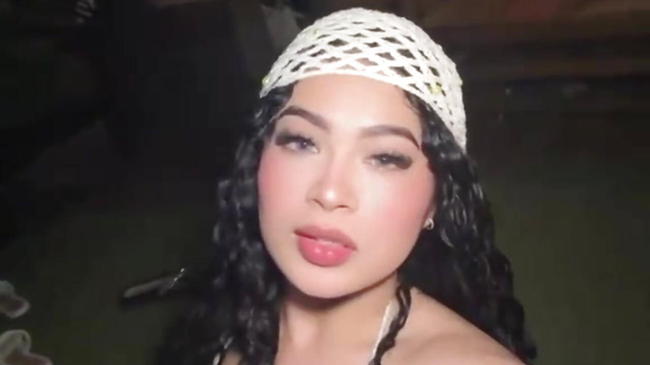 🥵 - video by ailen_burgos