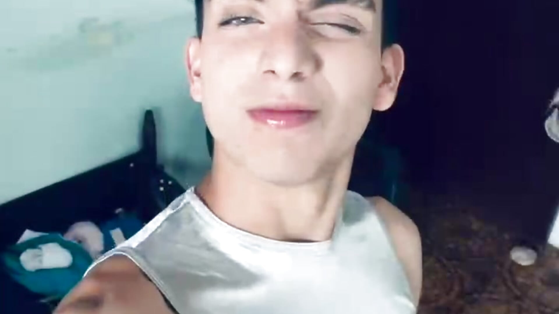 WELCOME - vídeo de la modelo de cam Liiam_Twiiink