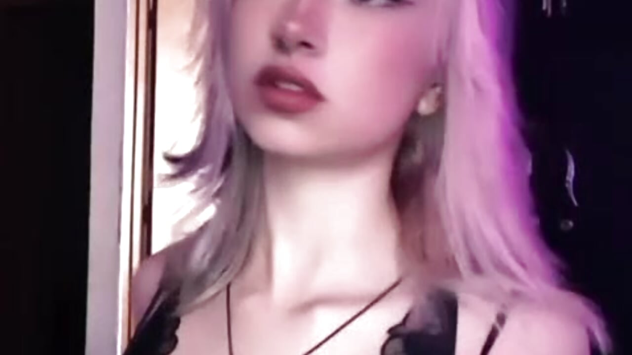 New Look :3 - video by anoramickeeva cam model
