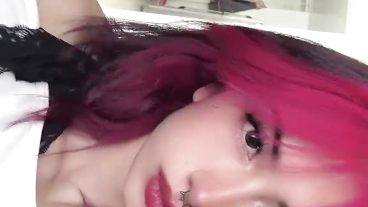 New hair :3 pink + purple ⭐－カメラキャストのanoramickeevaの動画