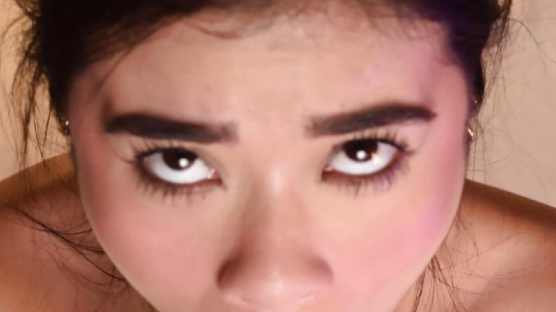 POV blowjob with eye contact 🔥💦 - LilyHans 캠 모델의 동영상