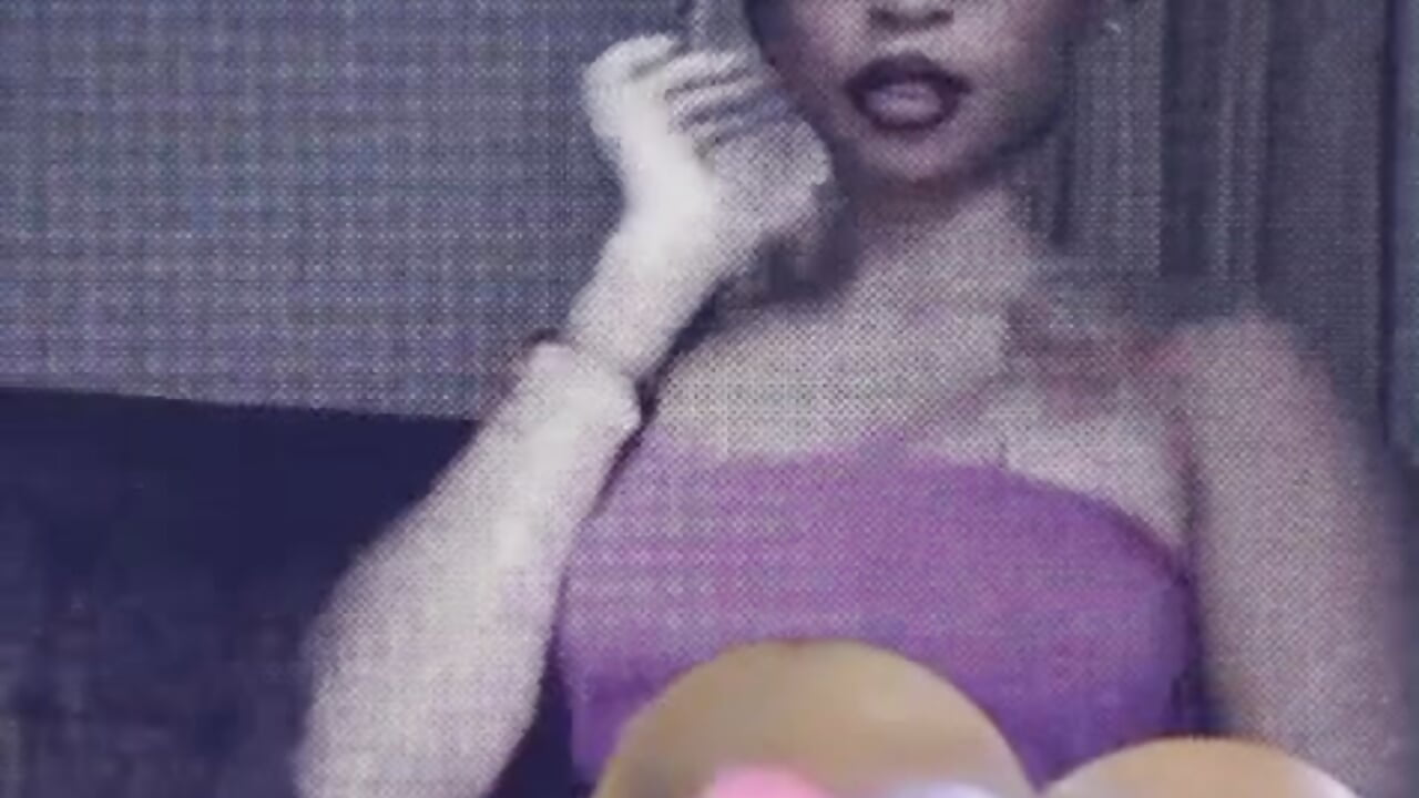 1001062910 - vídeo de la modelo de cam Kiki_07