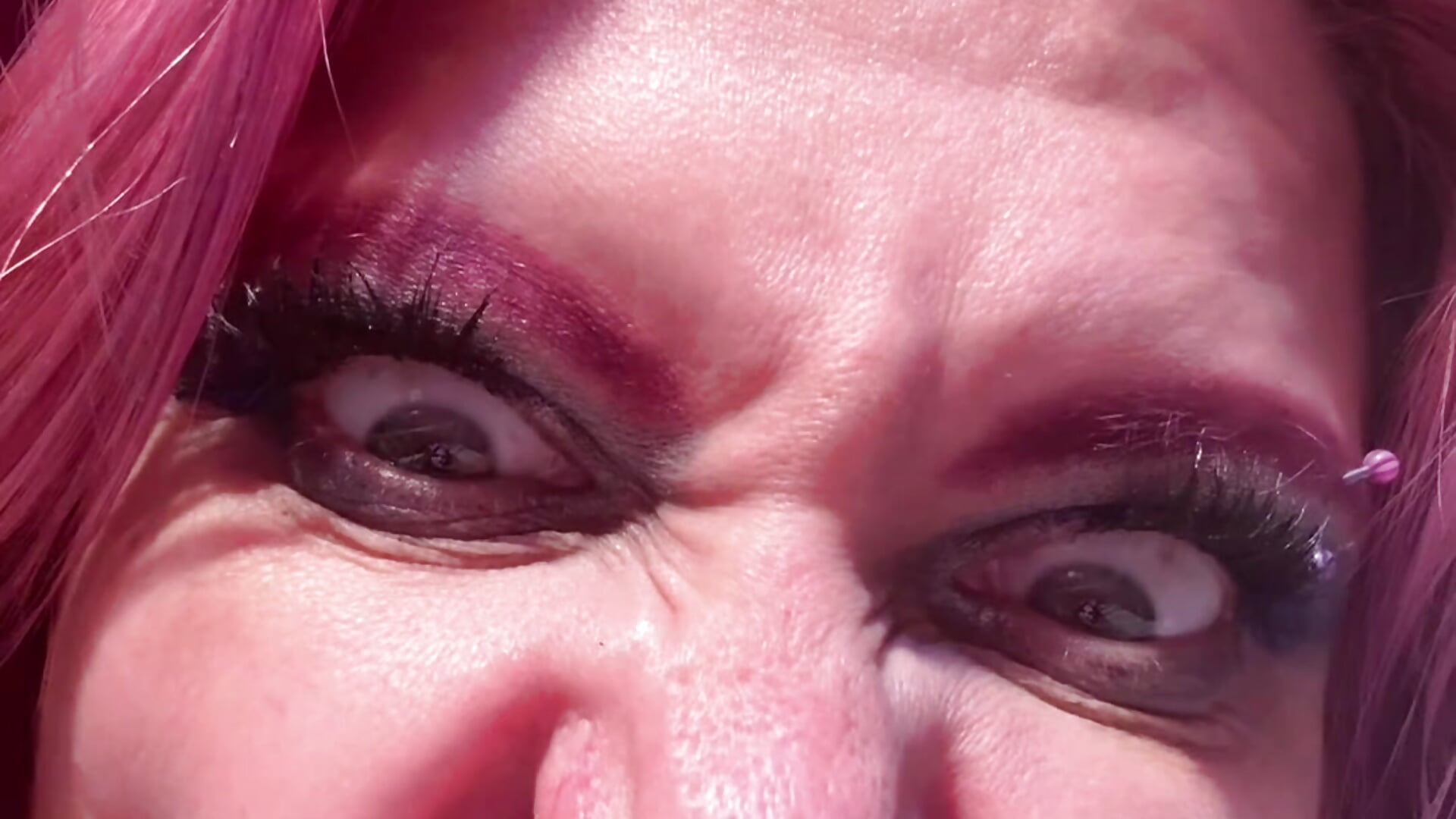 35b62a0814b2443ca0e614ebe4b5681d - video cowslut kameramallilta