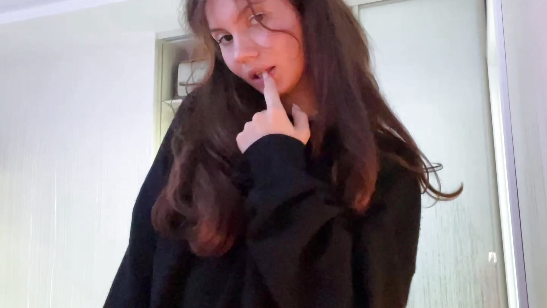Soft Enchantment ✨ – video od webkamerové modelky HotCheery