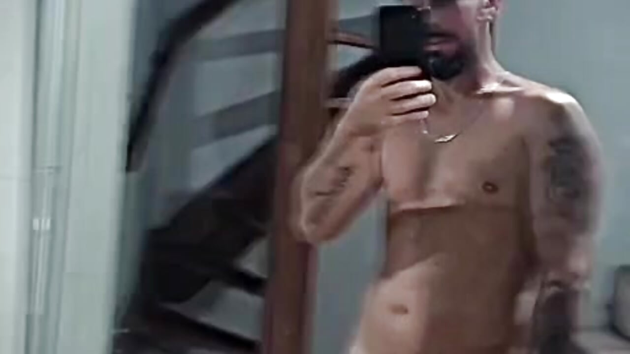 1000000265 – video modela na kameri Dg179