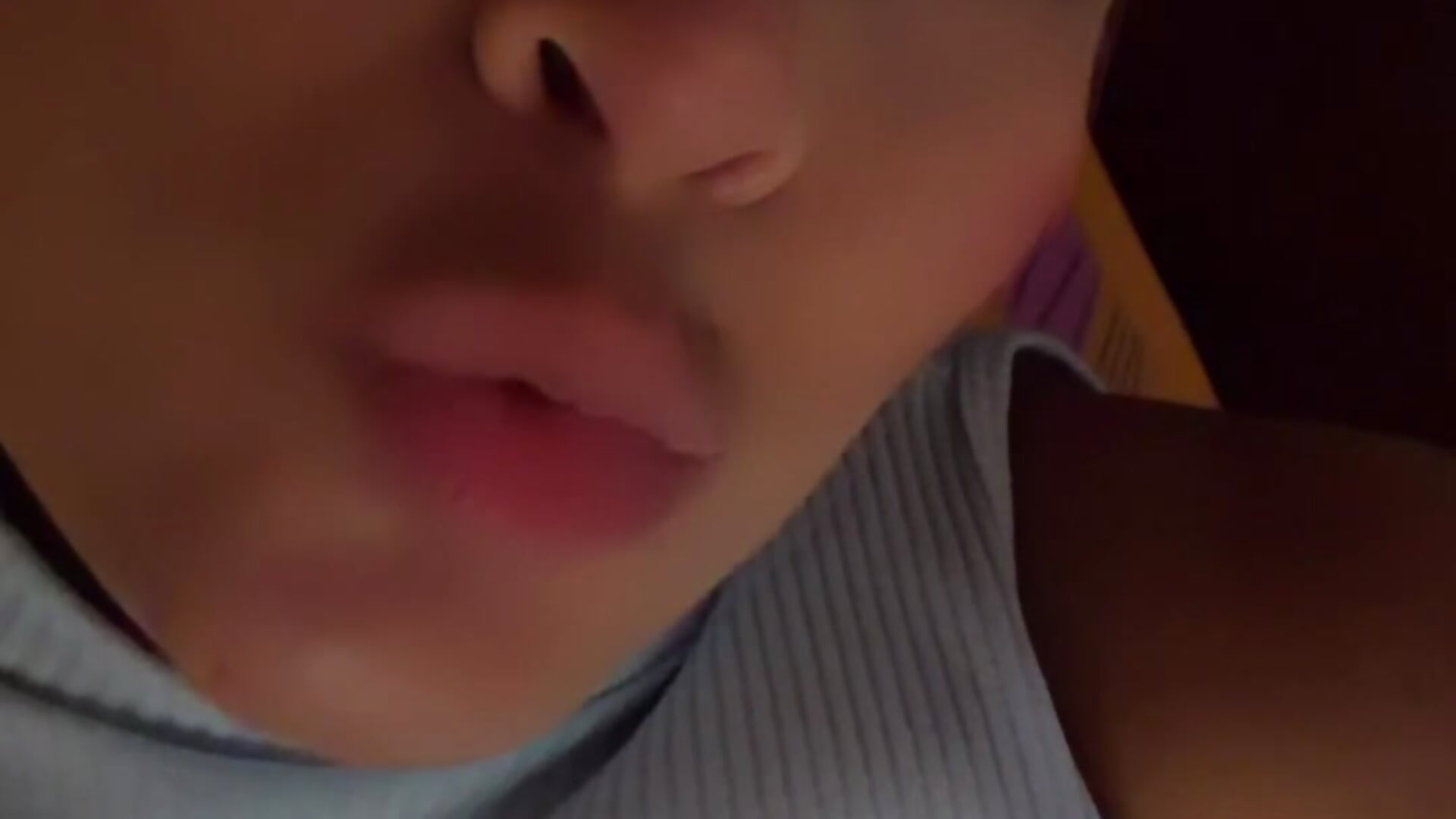😘 – video od webkamerové modelky Arizaa1