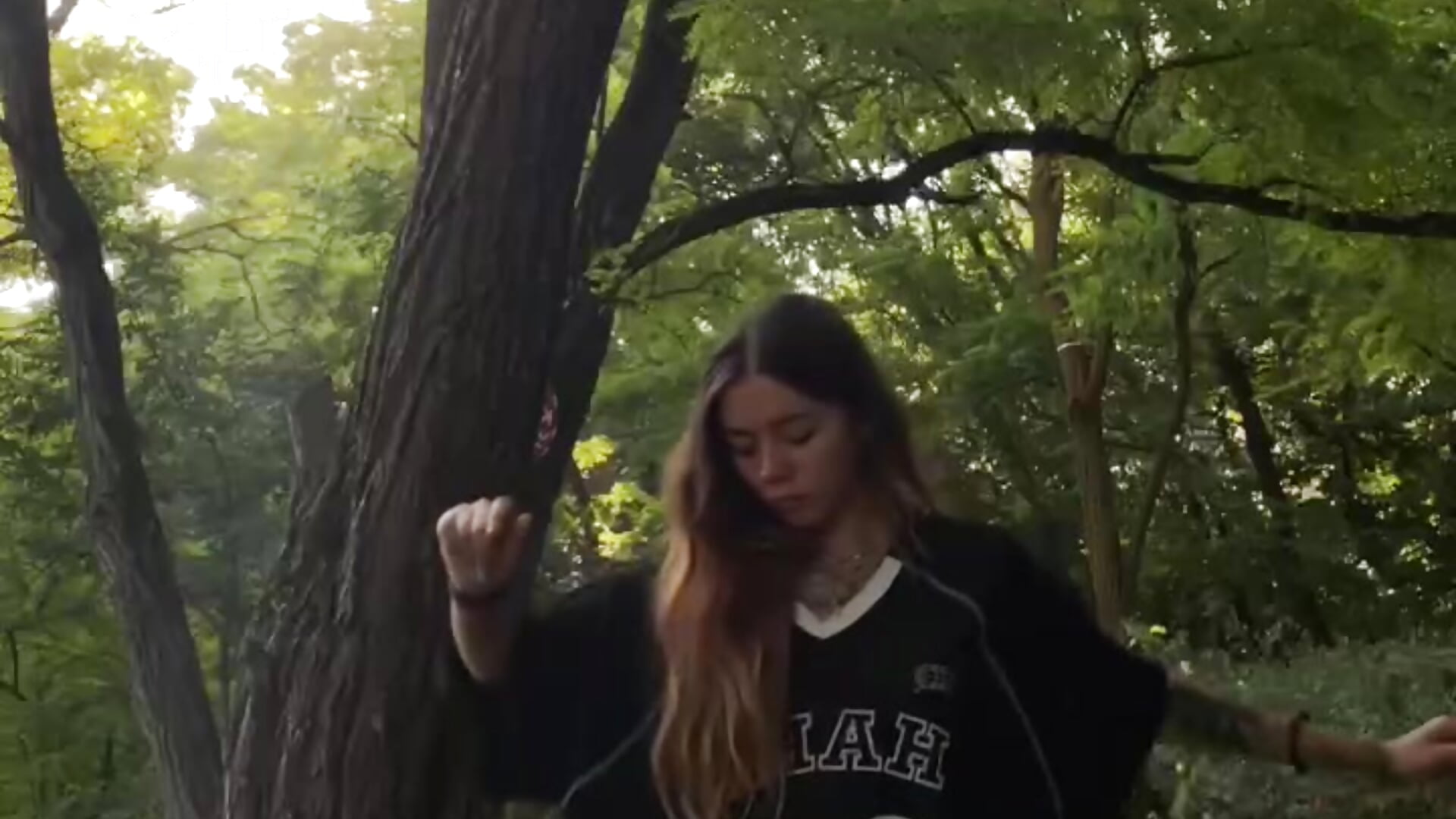 me with nature – video od webkamerové modelky meowskyy