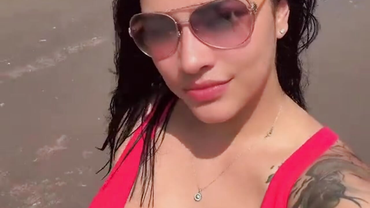 😍 - video di Naughty_Bianca modella di cam