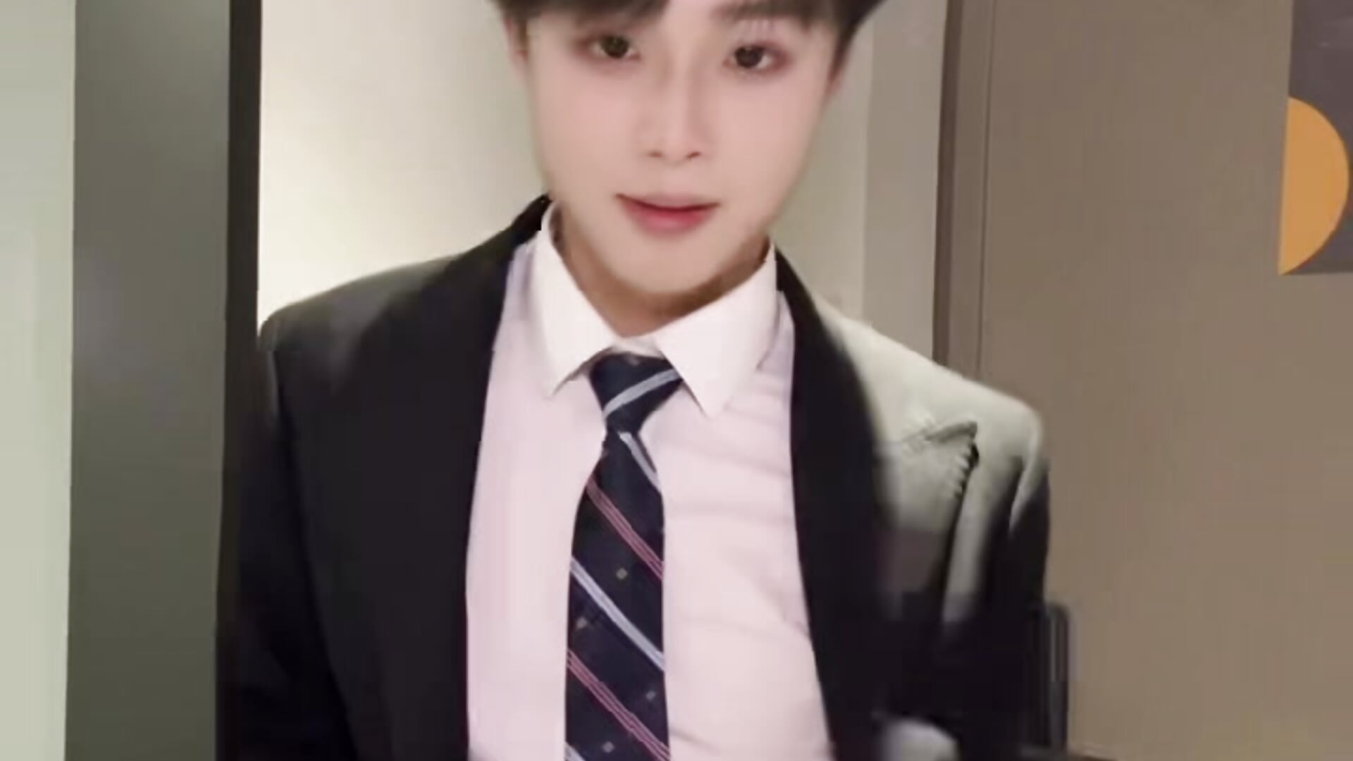 才艺的智勋 - video by CaiYizhixun