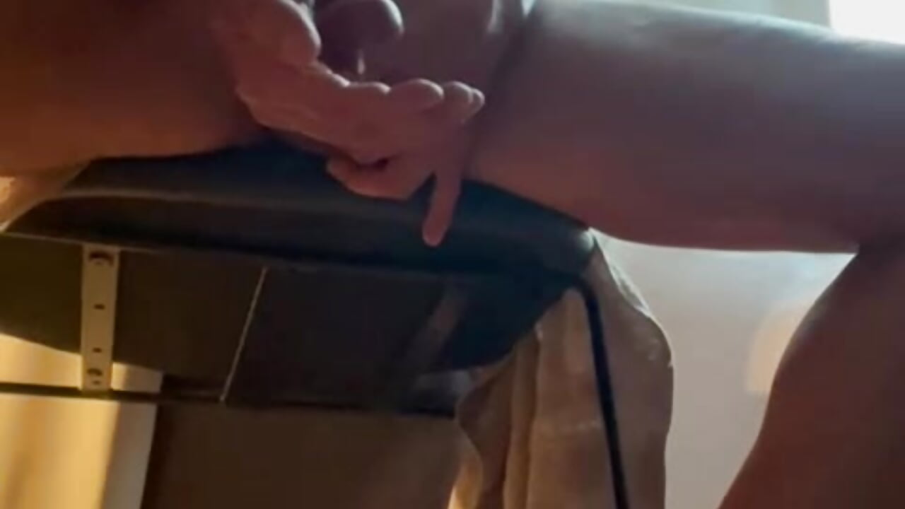 STRICHAT 009 - video av MASK_BOYMASSEUR cam-modell