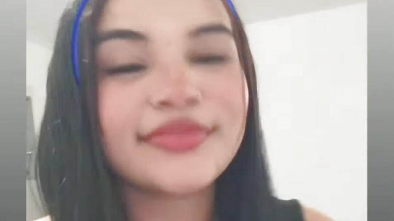 hi love - video av Zoe_Preston cam model