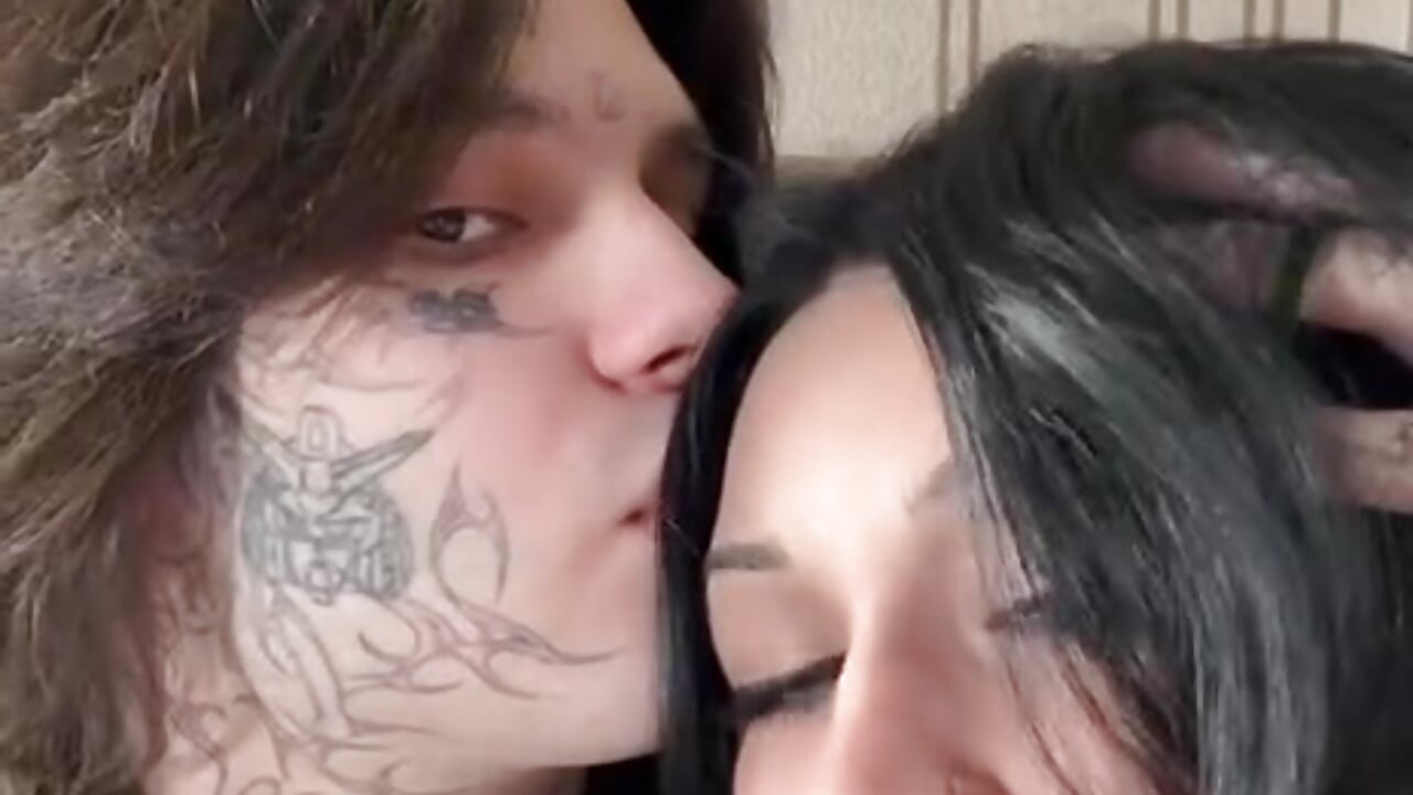 We❤ - video van twosin cam-model