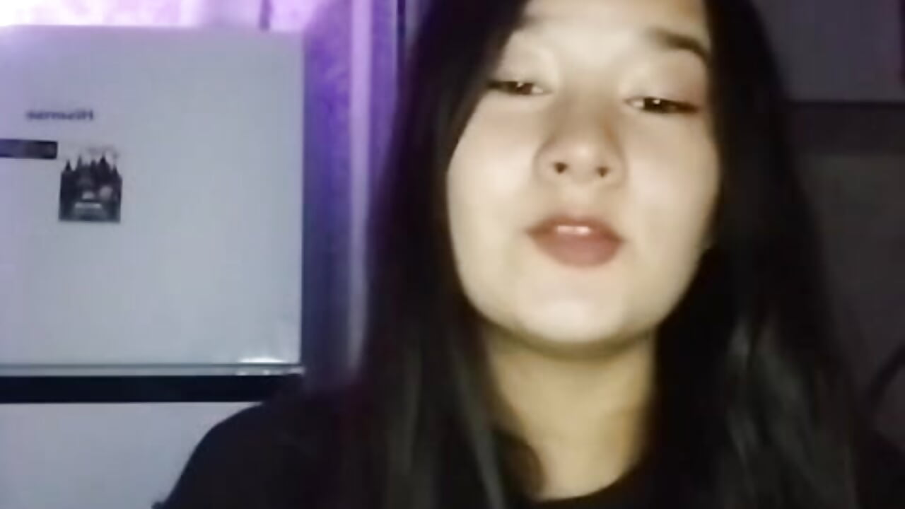 just me - video by Maekkko