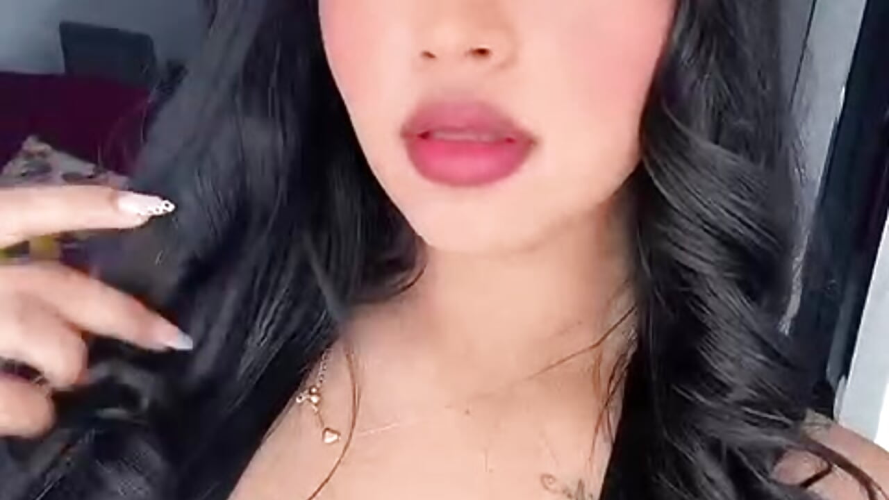 Hello ❤️ - vídeo de la modelo de cam little_princess17