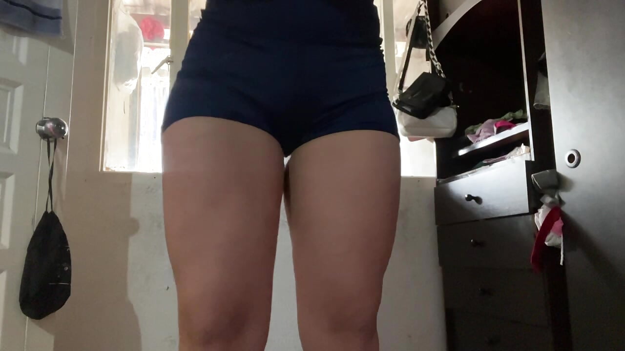 profile-intro-video-1787611385 – video od webkamerové modelky pophia56