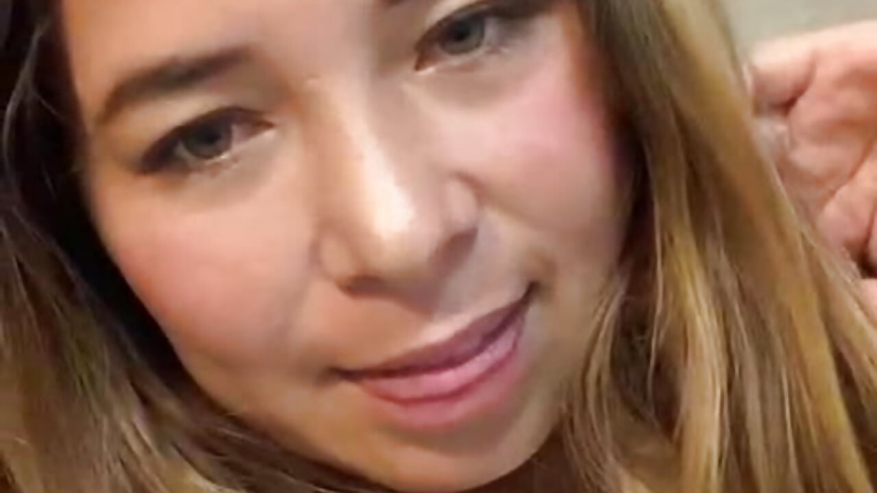 Salo - vídeo de la modelo de cam salo_medina