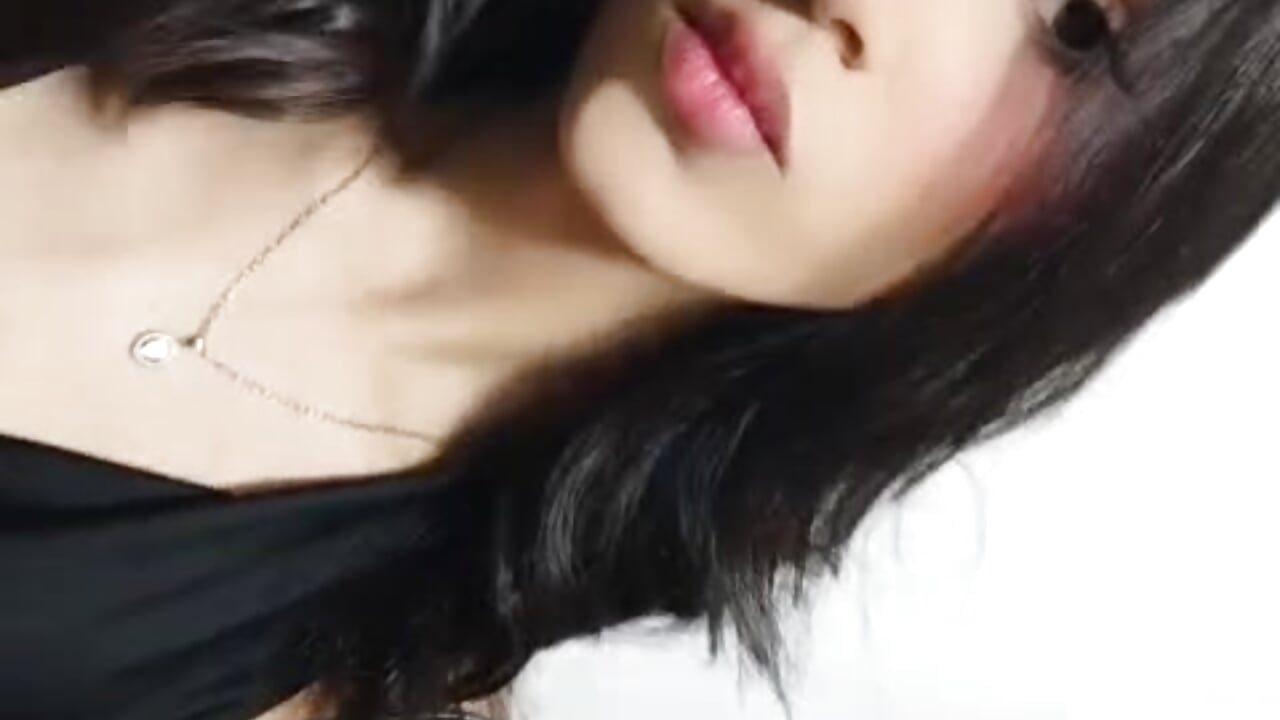 Hii you 🖤 - 視頻由 _bellamonroee 主播提供