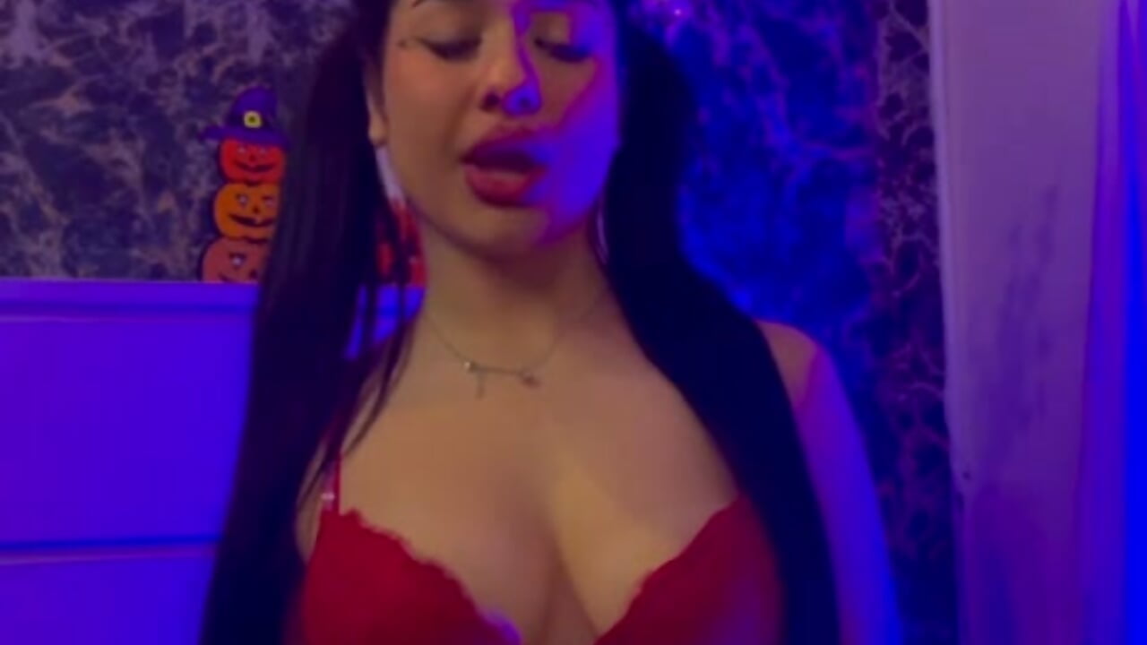 Your naughty devil girl 😈🥵 - video oleh NaomiVelourr