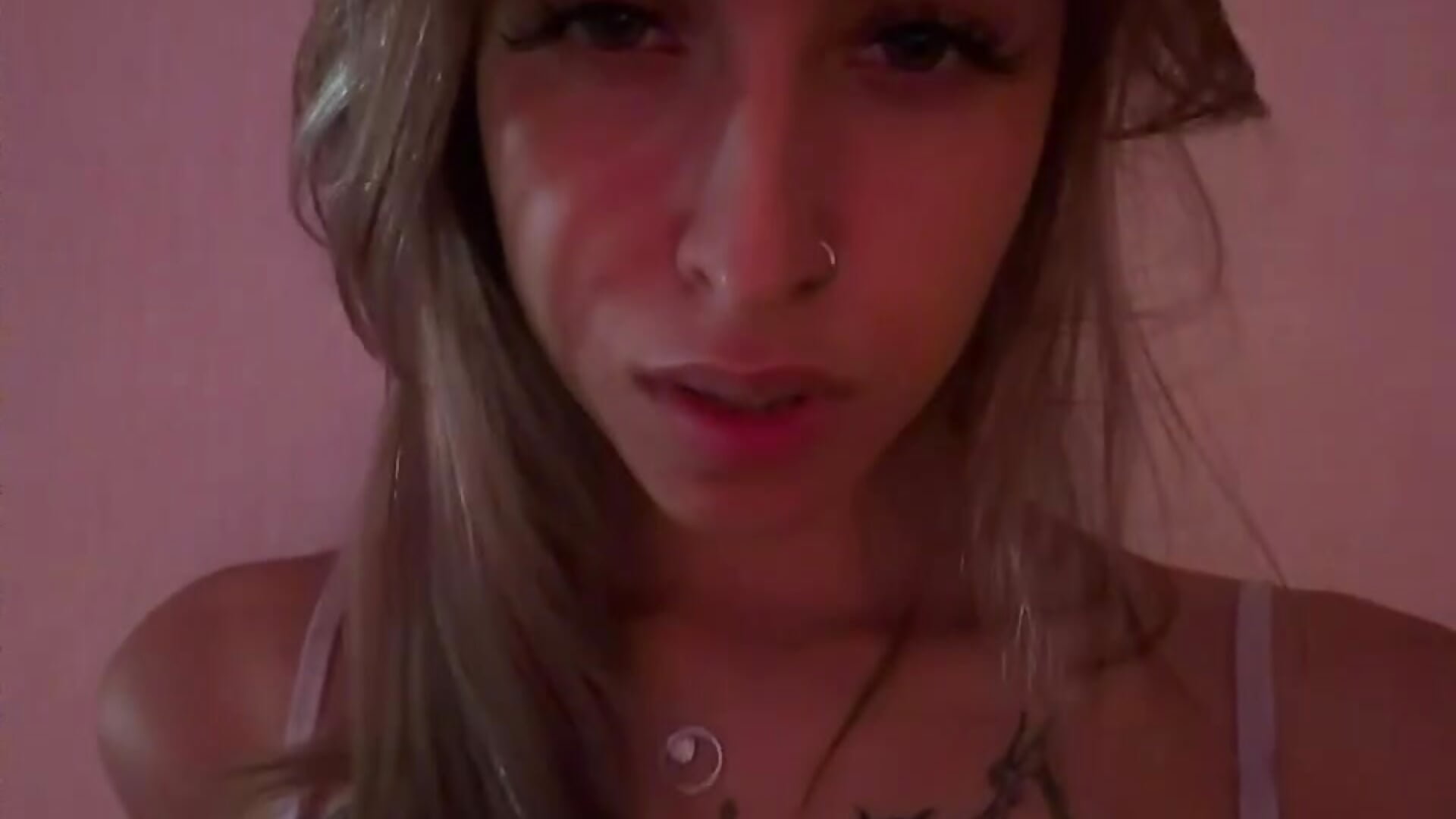 My piercing - clip cu Rossy_Vega model videochat