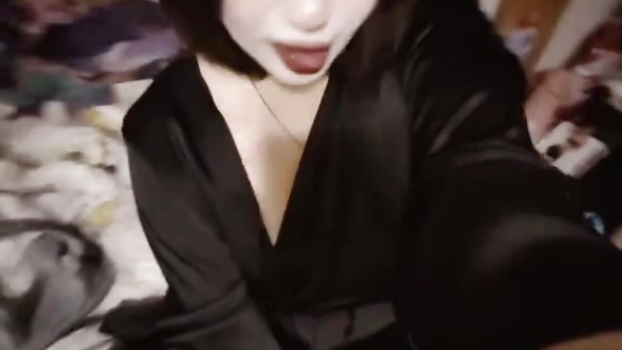 :з - video by Nana_Osaki1 cam model