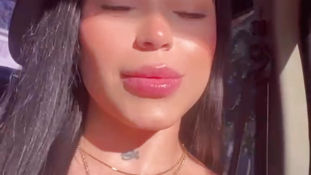 Me bb 🧡❤ - 視頻由 MiaSterliing 主播提供
