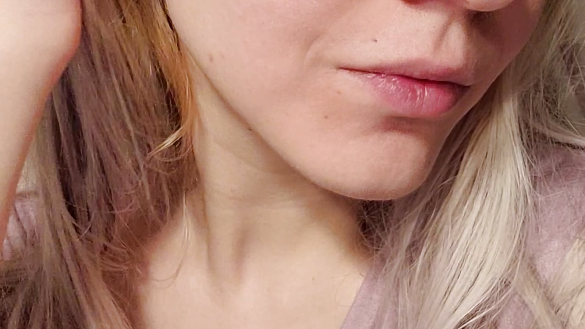 Sexy Eyebrows - Video von ScarletsWeb Cam-Model