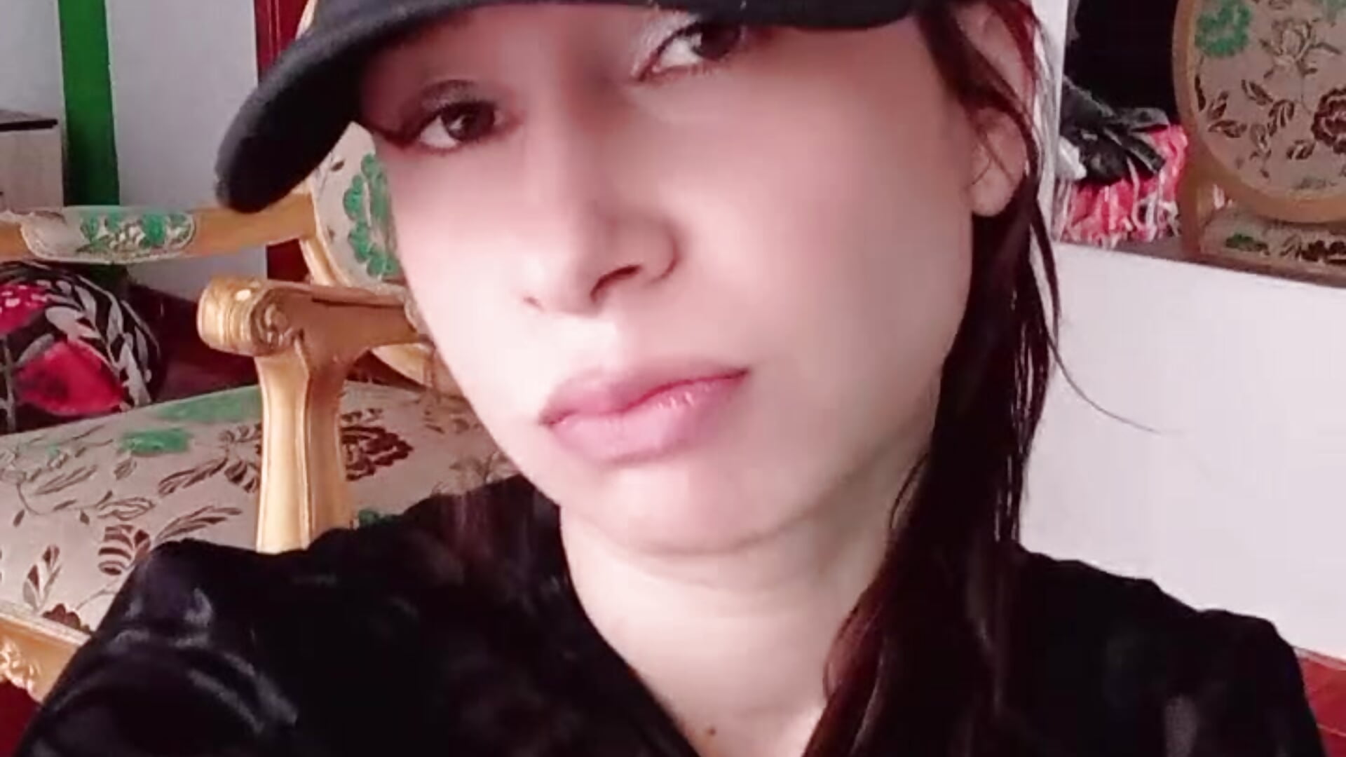 Comedy sketch😅//sketch de humor - video by Jessica_Montes