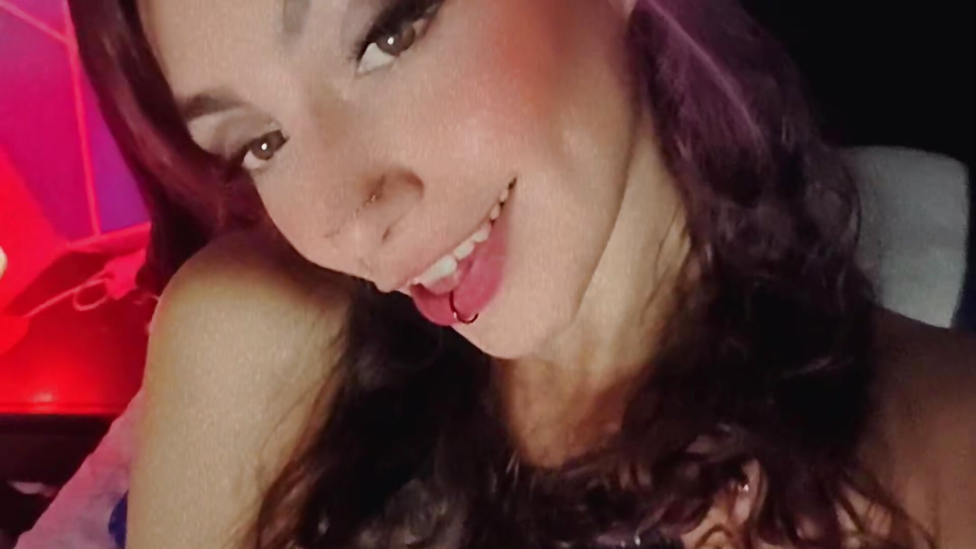 hey love - video by Elizabeth420_