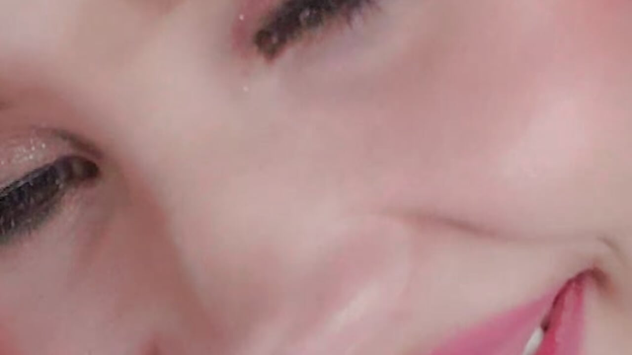 Hello baby - video by fuego_ardiente1