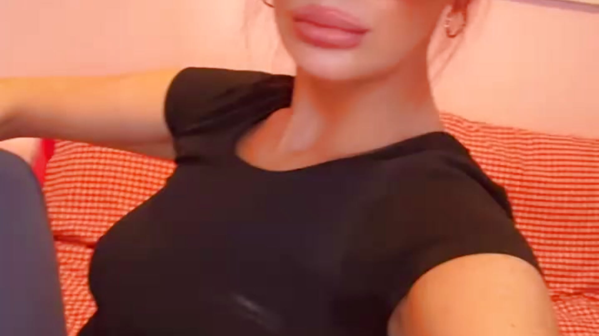 🍑 - video by cherrybaby30xx cam model