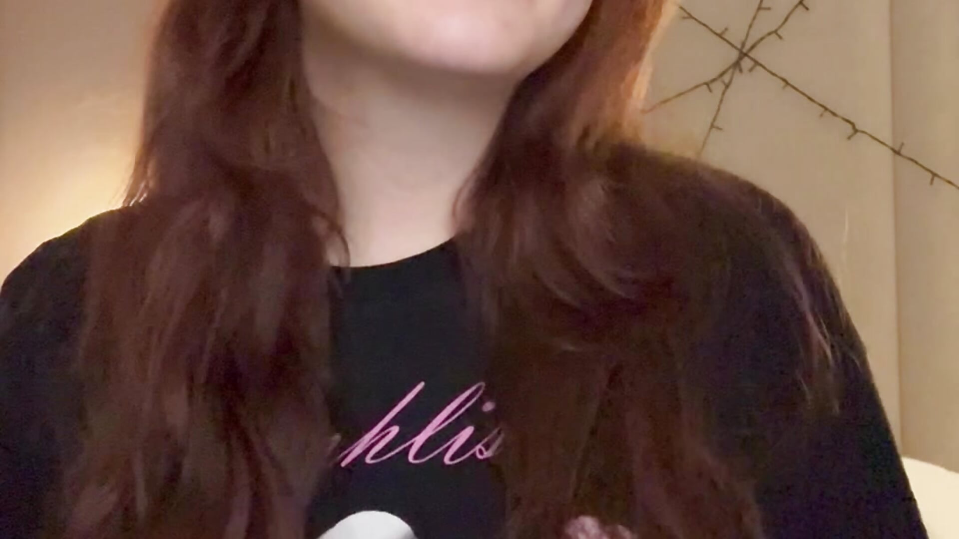 👋 hi - video by Bella_Tits