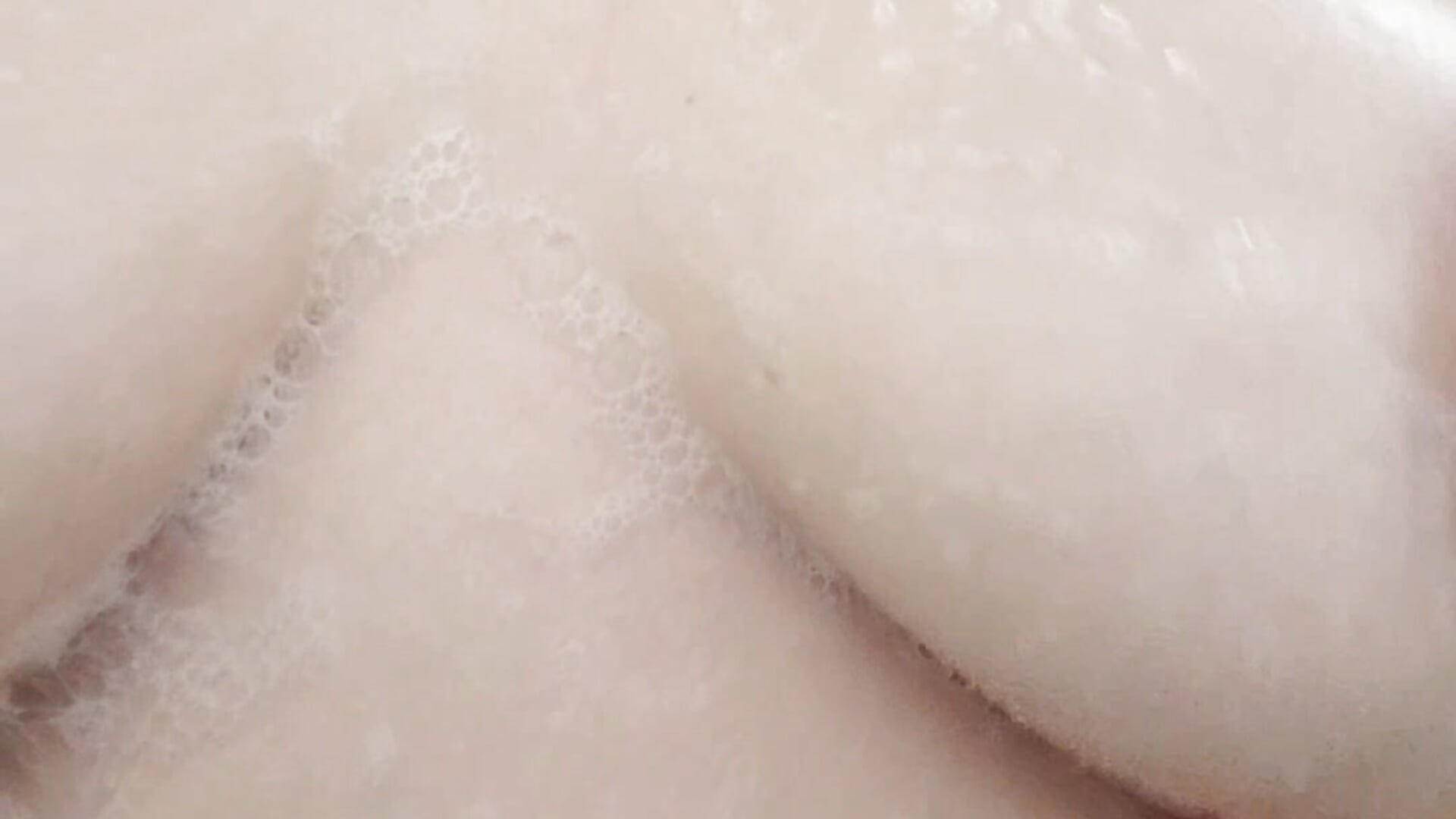Um banho gostoso comigo!