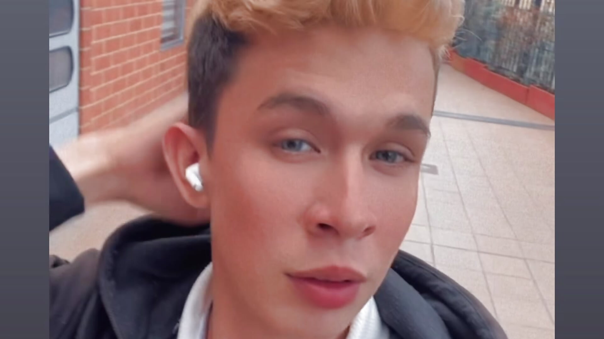 🏠🌞🌤️🥰 - video by Juaan_Diic
