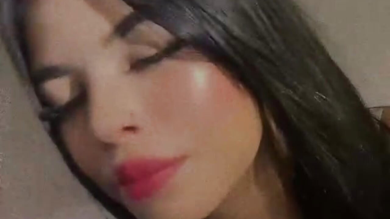 More about me 🍒－カメラキャストのsasharosee1の動画