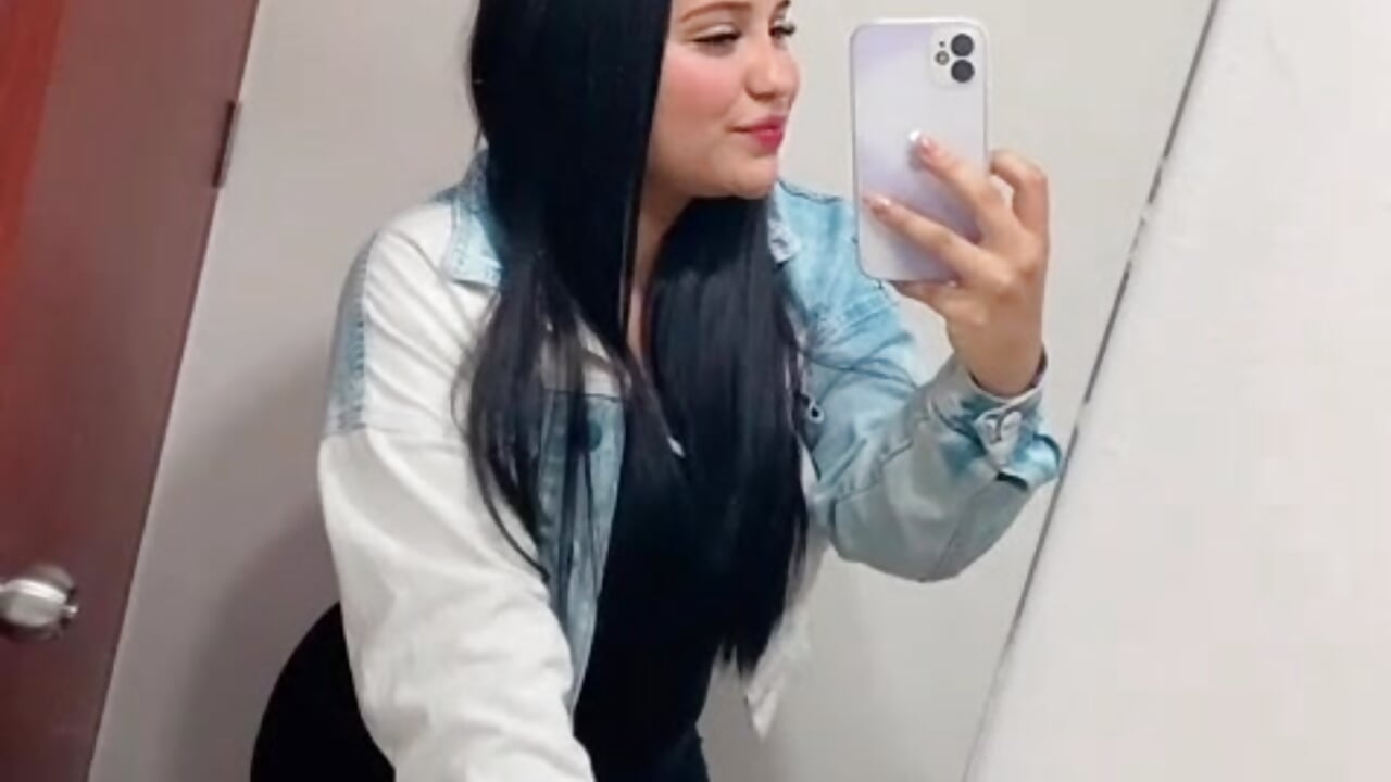 me (❁´◡`❁) - Cloee_OF adlı kamera modelinin videosu