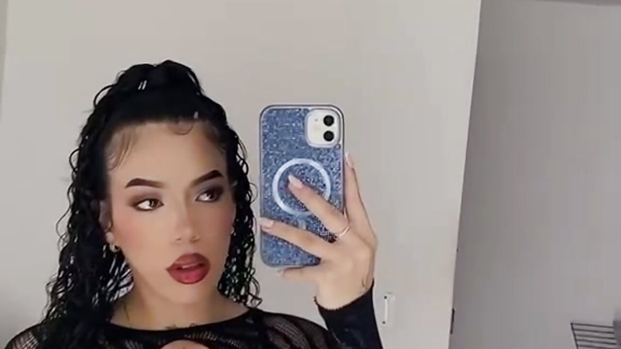 𝑌𝑂𝑈𝑅 𝑂𝑊𝑁 𝐵𝑅𝐼𝐺𝐻𝑇𝑁𝐸𝑆𝑆 ✨🌈 - video by emilia_scott