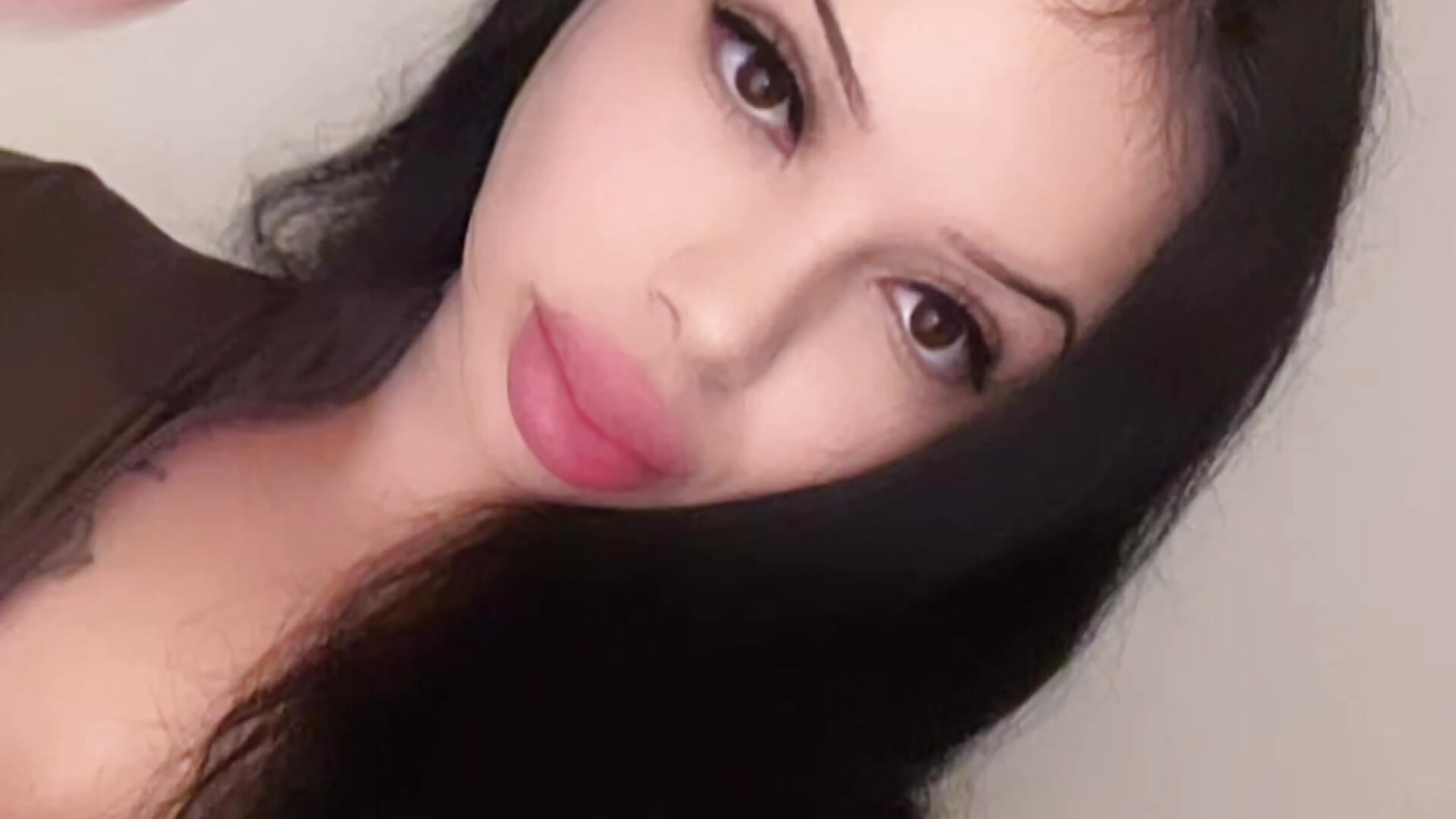 💋 - video av Nast-E_babyy cam model