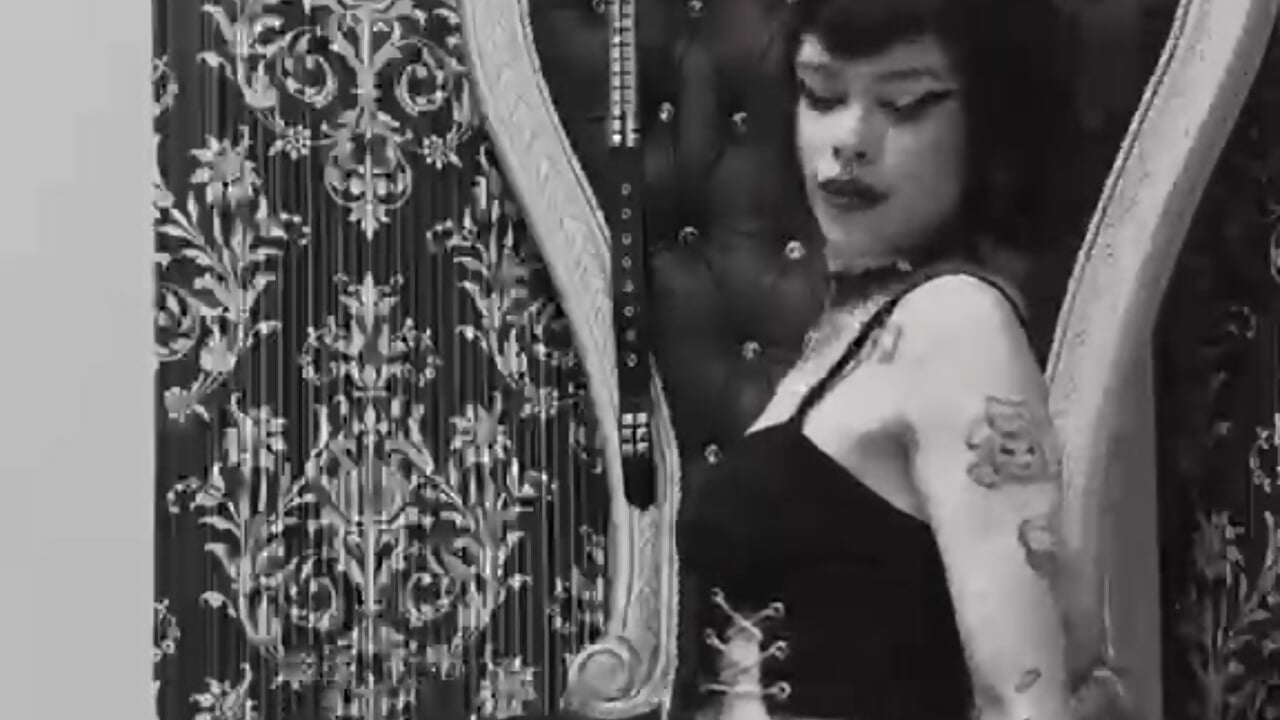 My 💖💖💜💜 - video by IzzyJizzy_