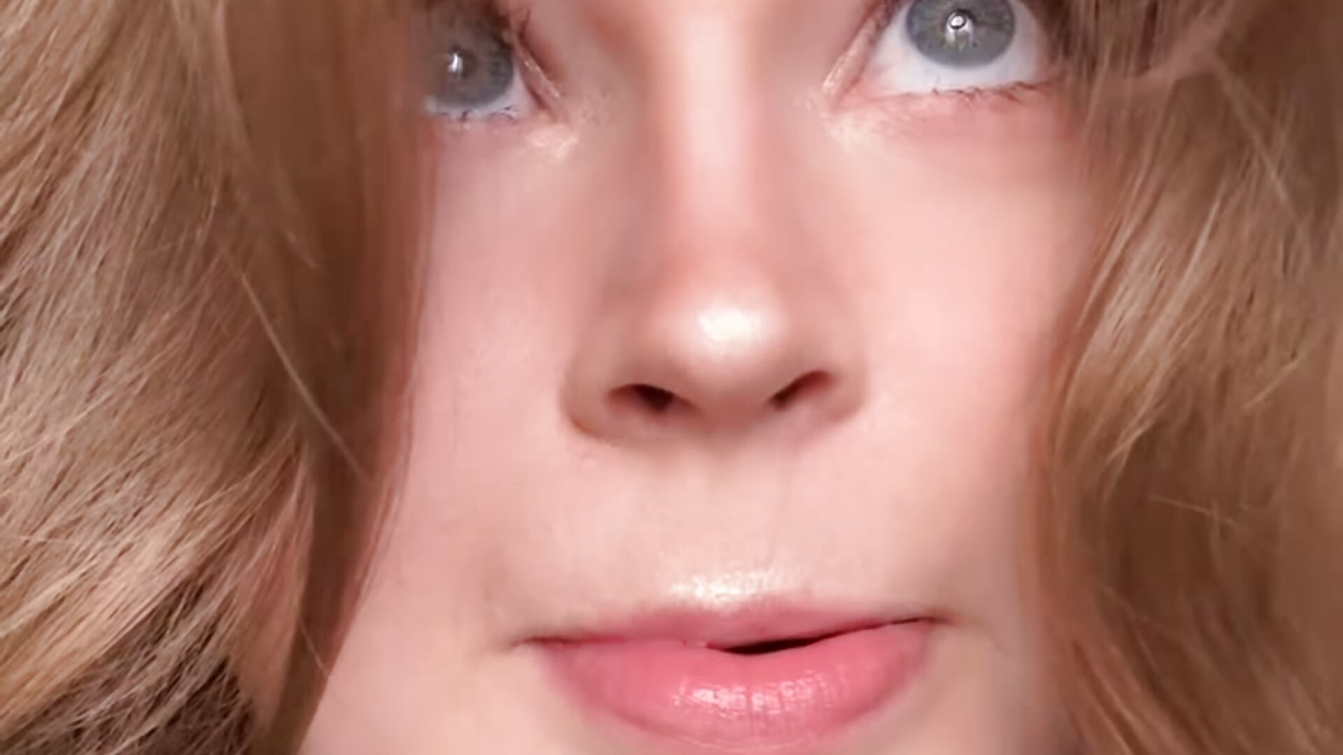 6E53EBA2-7A04-40CF-BE81-76977BB0D027 - video OhhBabyBetty kameramallilta
