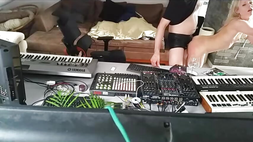 [] Public Show - відео від вебкаммоделі Oni_bez_snu