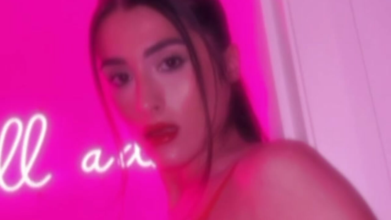 ♥️♥️♥️ - video di RenRose_ modella di cam