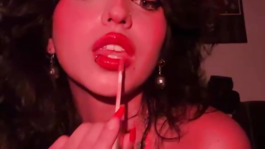 91d6656a-1556-4961-a326-37e454465c02 - video RoxanneRiot80s kameramallilta