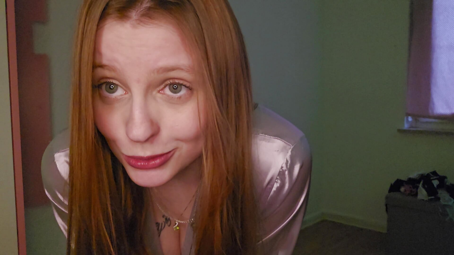 OMG Ich bin komplett nackt !!! - video van Skylar-Sweet cam-model