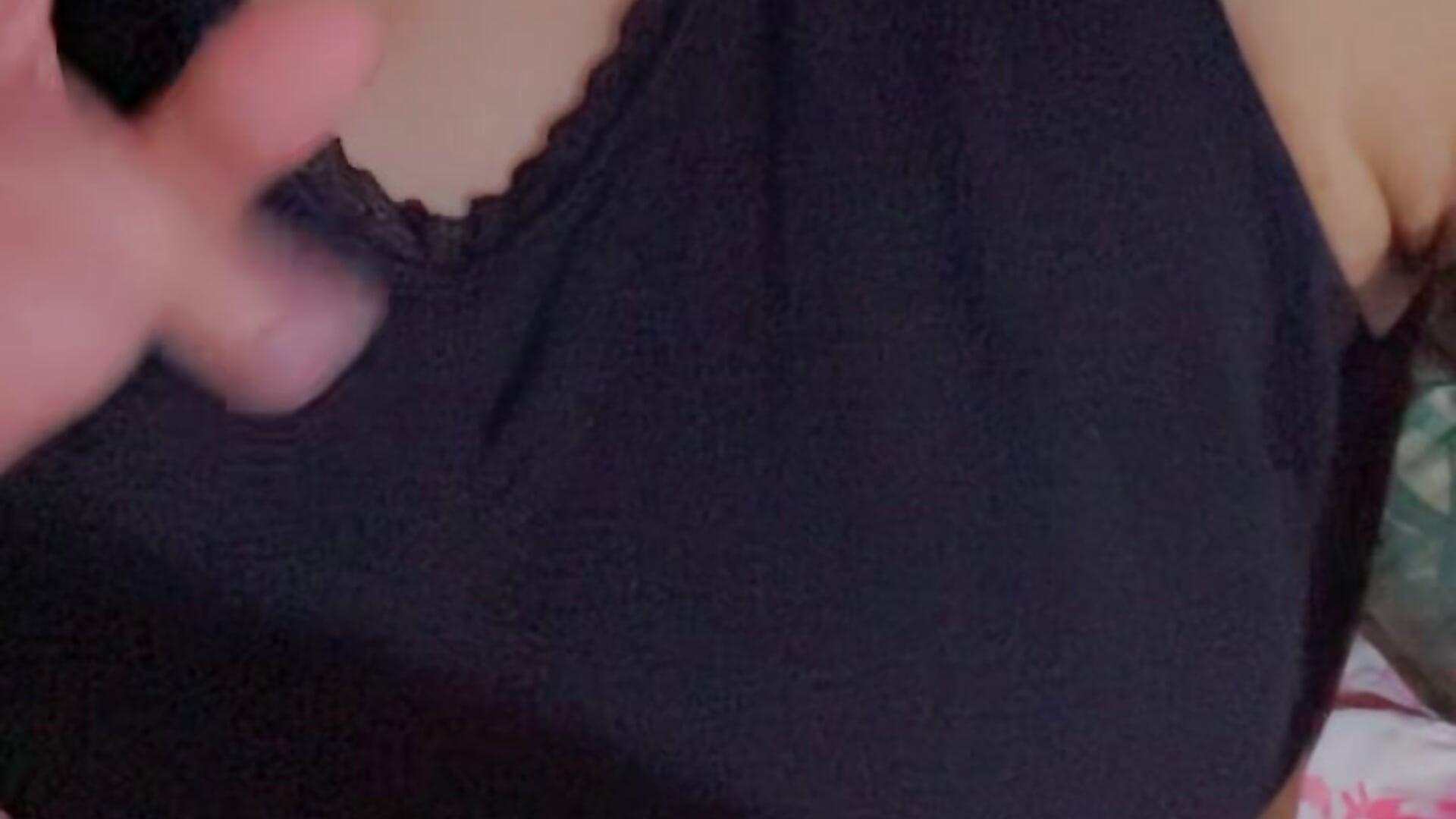 Hi 🥰 - 視頻由 petitties369 主播提供