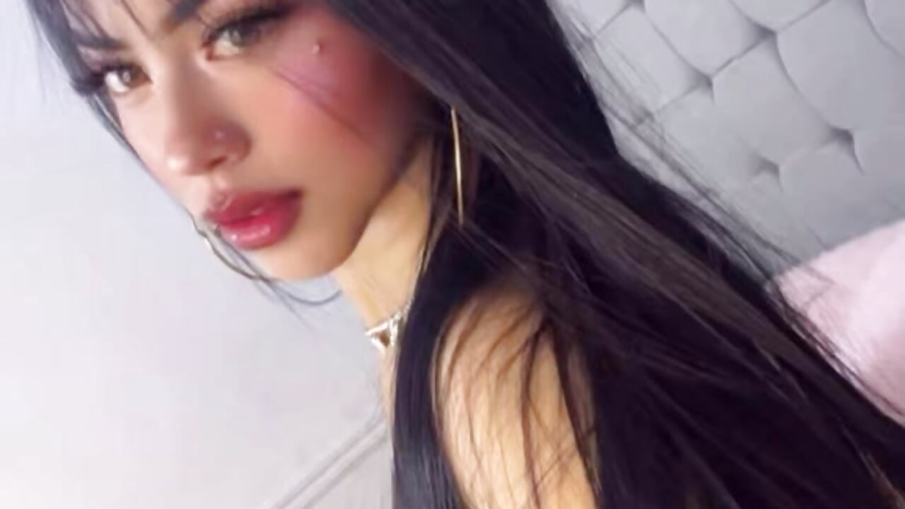 🥵🥵 - video by Emma_Burning_ cam model