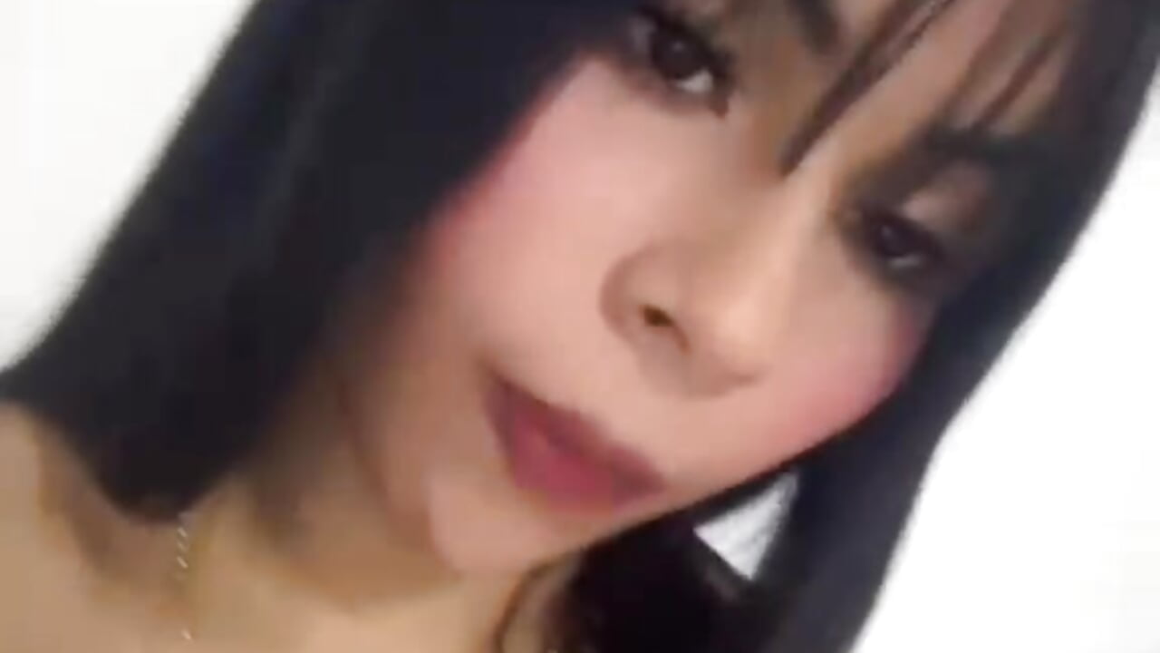 🫠🫦 - video by CatalinaDiamond