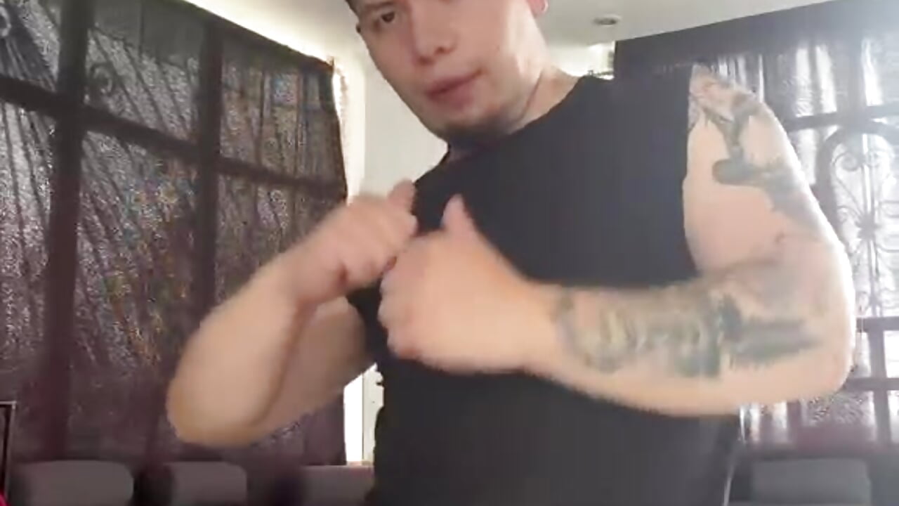 WhatsApp Video 2026-08-29 at 4,55,48 AM - vídeo de la modelo de cam smith_liamxxx