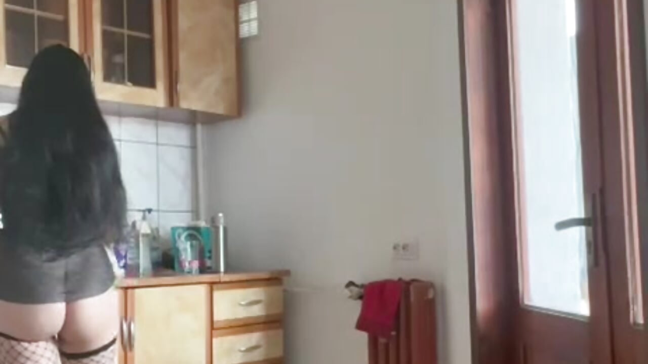 Do you want to see the whole video?🫣💦 - video by betty_b02 cam model