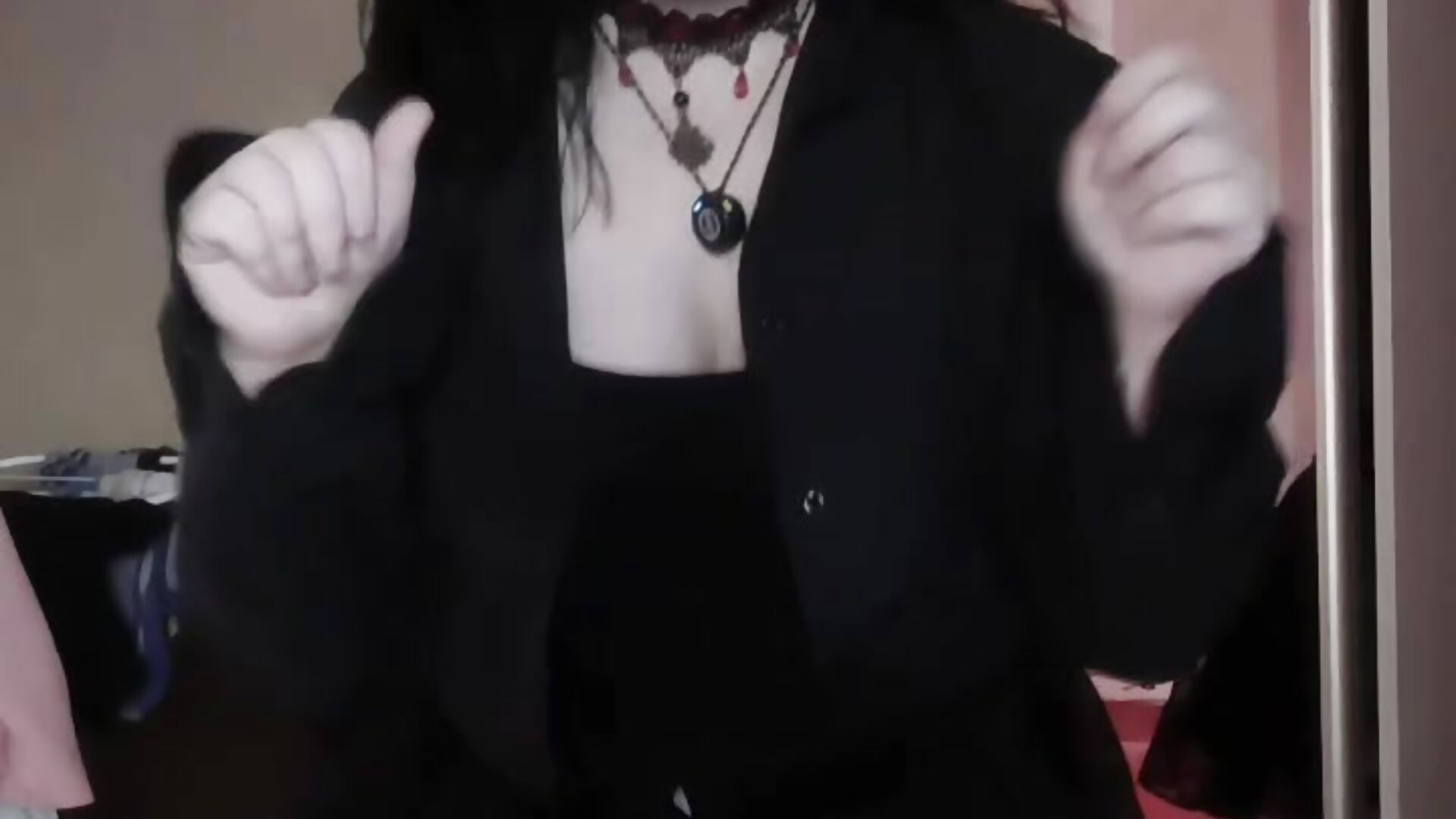 >_< - video van _velmacharmer_ cam-model