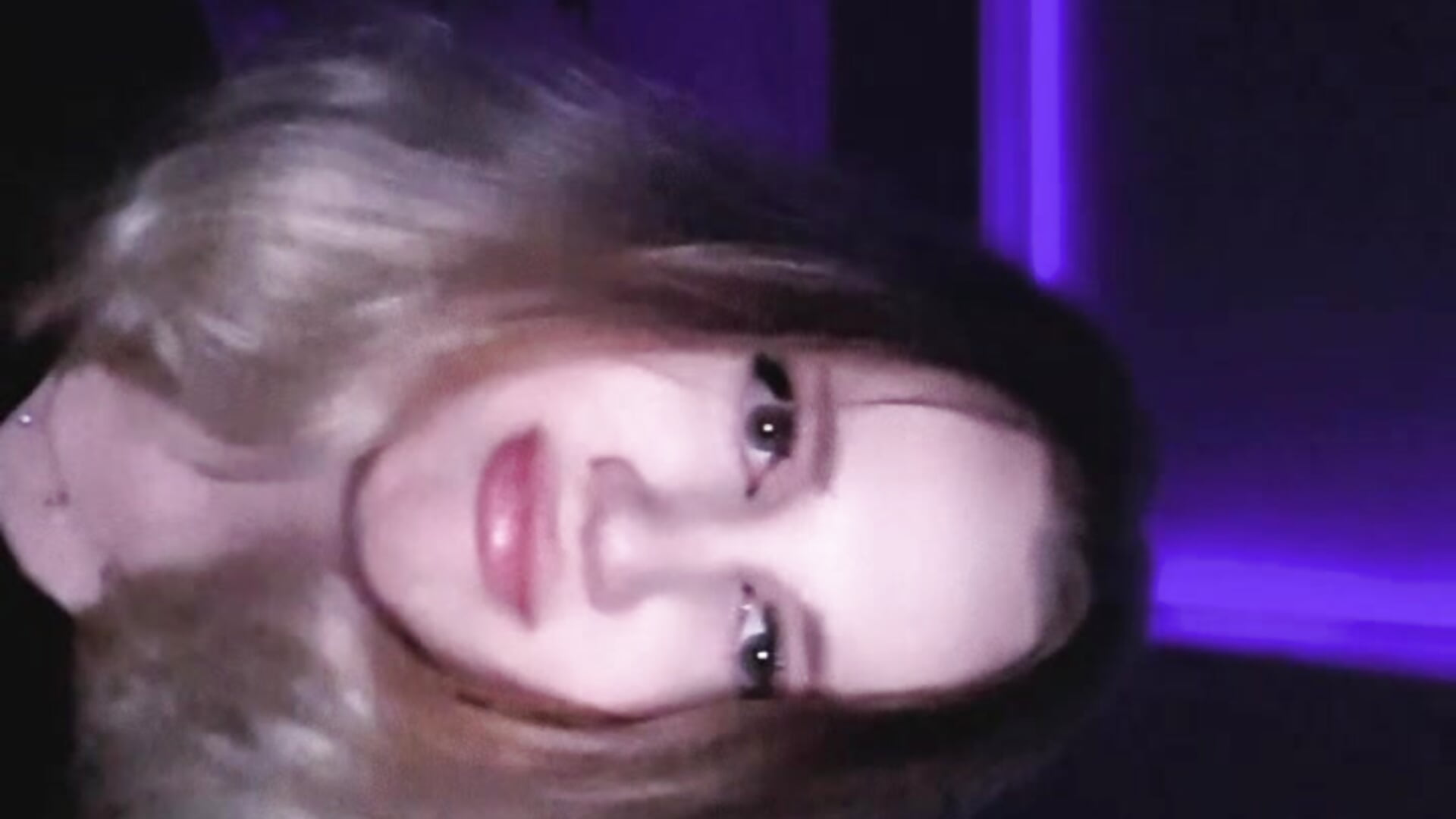 Hello im Sarah🥰 - 視頻由 purekevin 主播提供